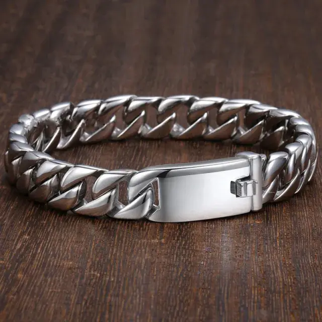 Best Quality Elegant Design Golden/Silver Color Bracelet For Men