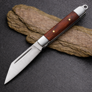 Knife for cutting fish, meat and vegetables